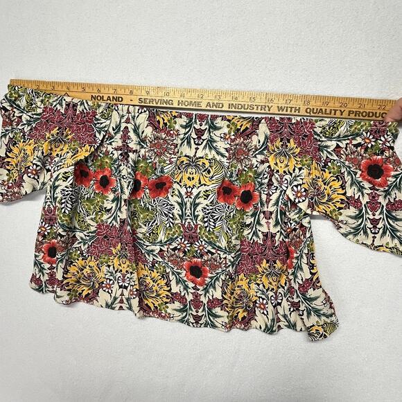 3pc Outfit Womens 6 Athleta Paper Bag Shorts & TopShop Flowy Crop Puma M Sweater - Picture 15 of 16